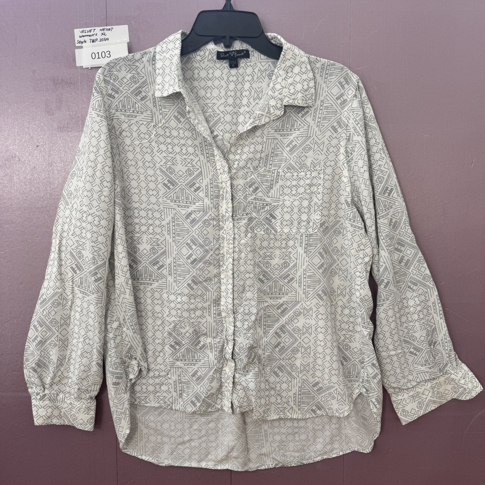 Velvet Heart Womens XL Geometric Tribal Print Button Down Shirt White TWP-20519‎
